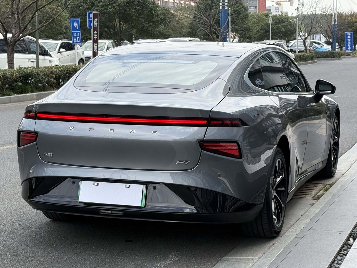 MY2025 Xpeng P7 China 2021 Premium EV