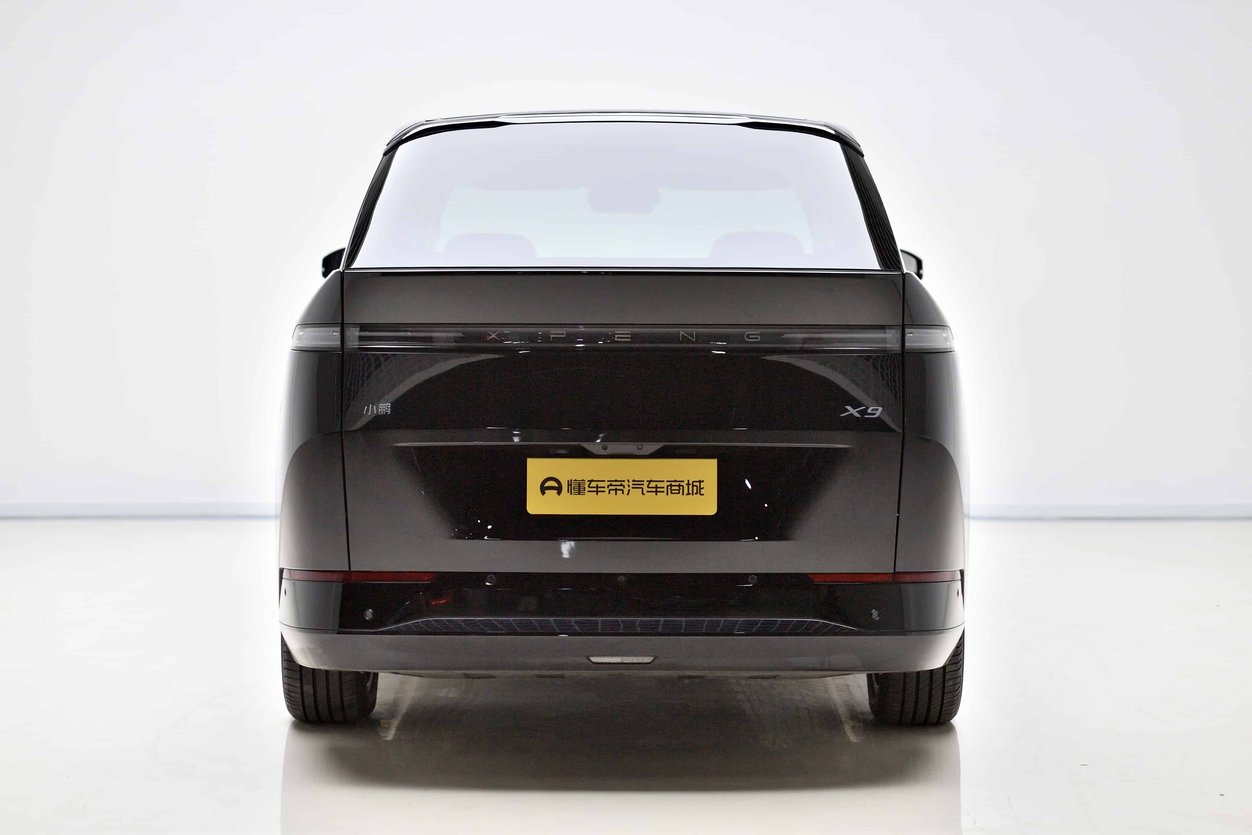 MY2025 Xpeng X9 China 2025 Premium EV
