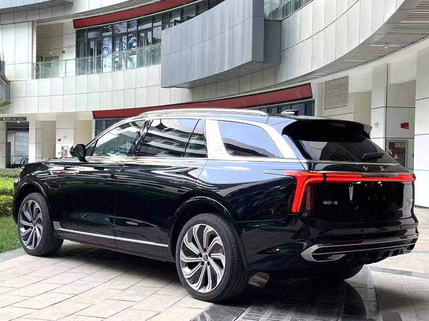 MY2025 2022 Hongqi E-HS9 Flag Leadership 4-seater Chinese Car Export
