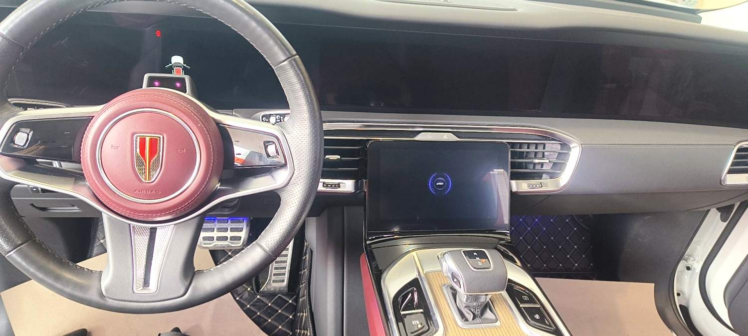 MY2025 2023 Hongqi E-HS9 660km Flagleader Edition Chinese Car