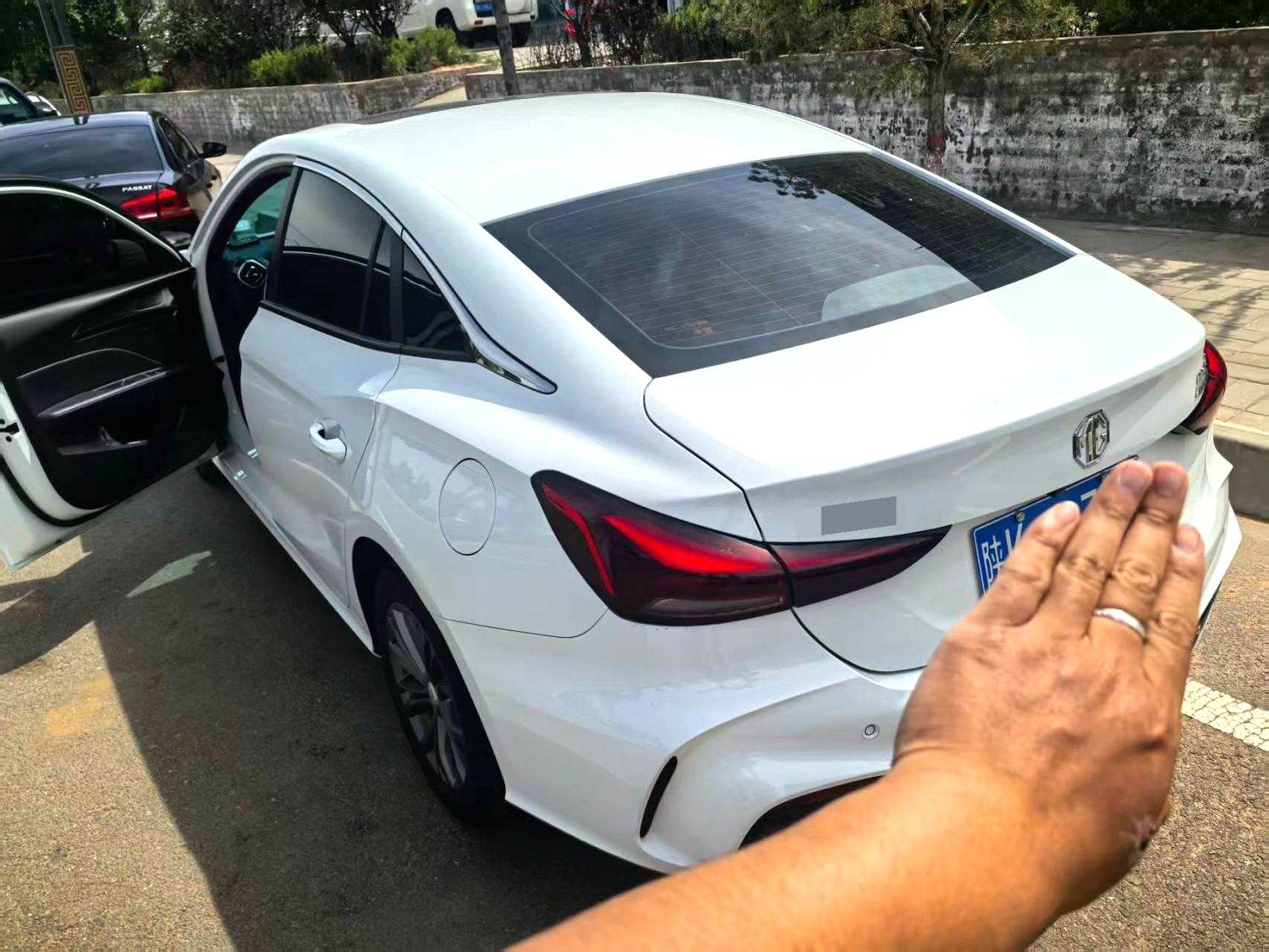 MY2025 2024 MG 2025 MG5 1.5 CVT Global Luxury Edition Chinese Car