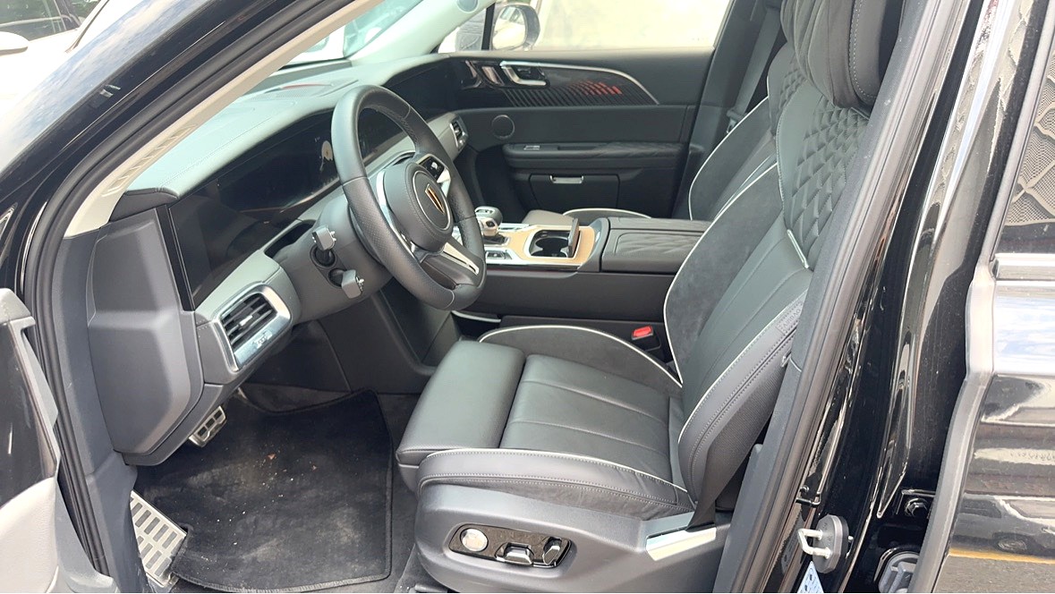 MY2025 Hongqi 2023 E-HS9 Flag Enjoy 6-seater Chinese Car