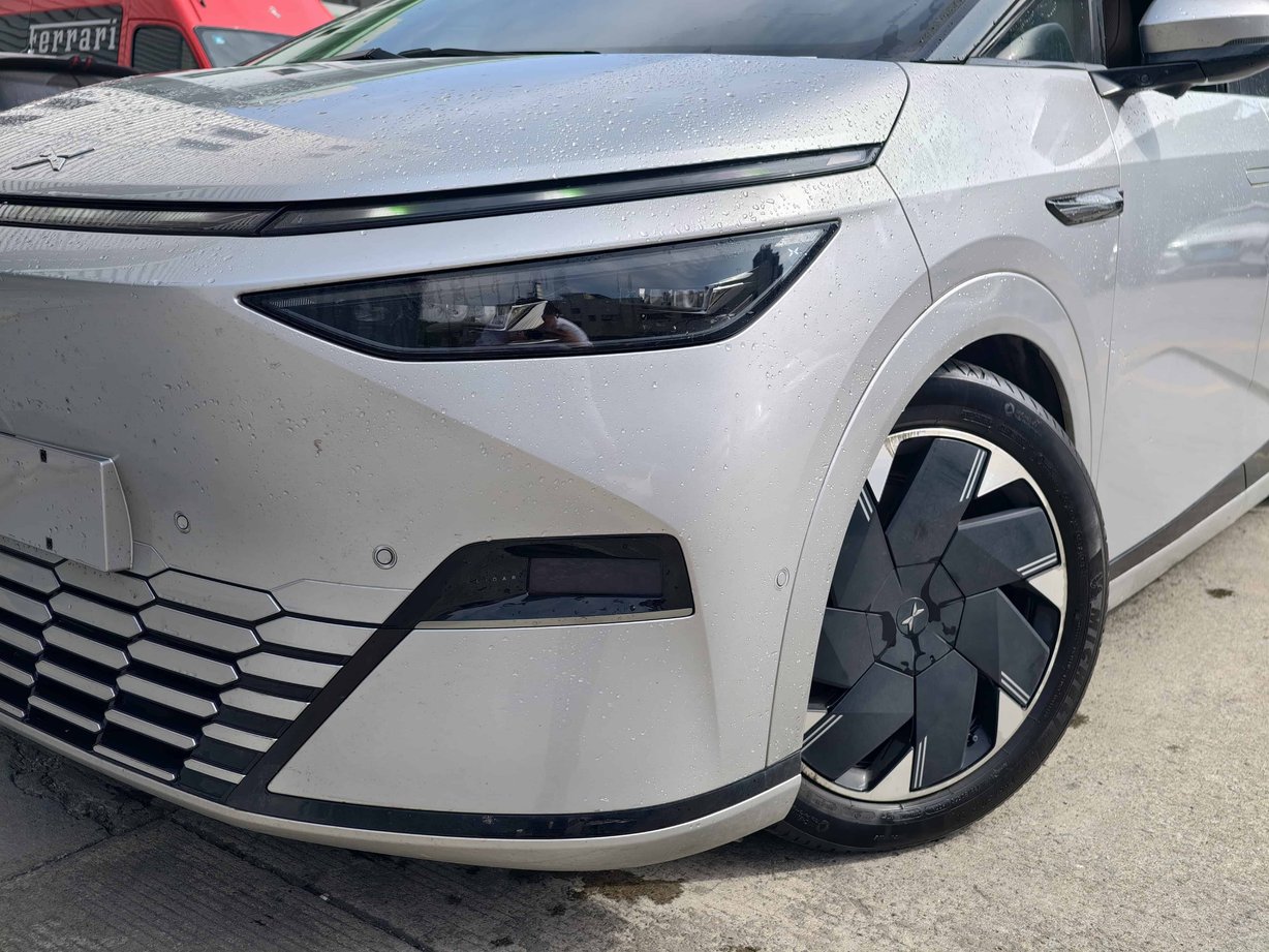 MY2025 XPeng X9 China 2024 Electric MPV